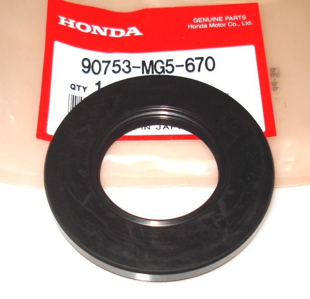 Honda 90753-MG5-670 - сальник 34X62.2X7