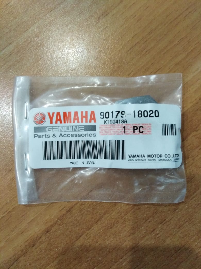 Yamaha 90179-18020-00 - гайка звезды